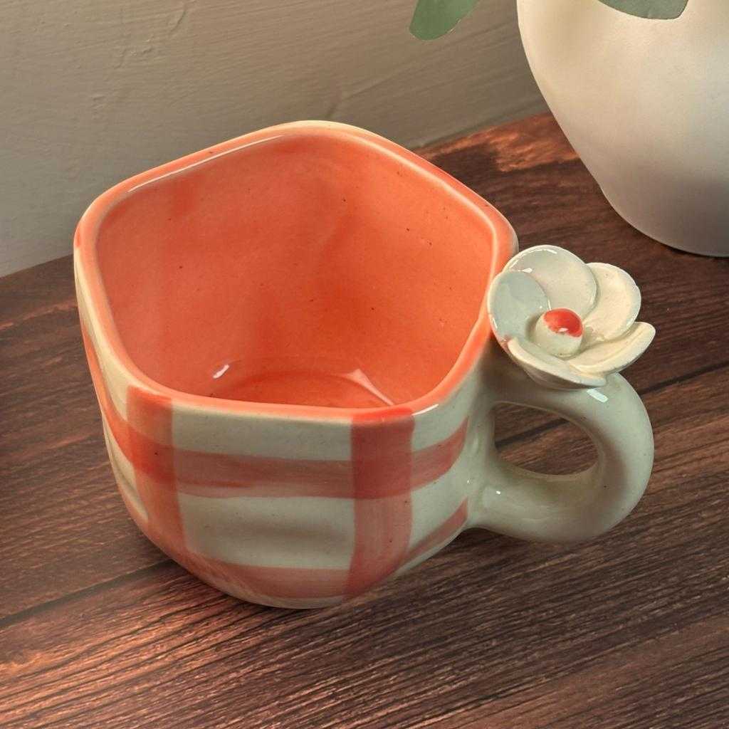 Daisy Checks Ceramic Mug