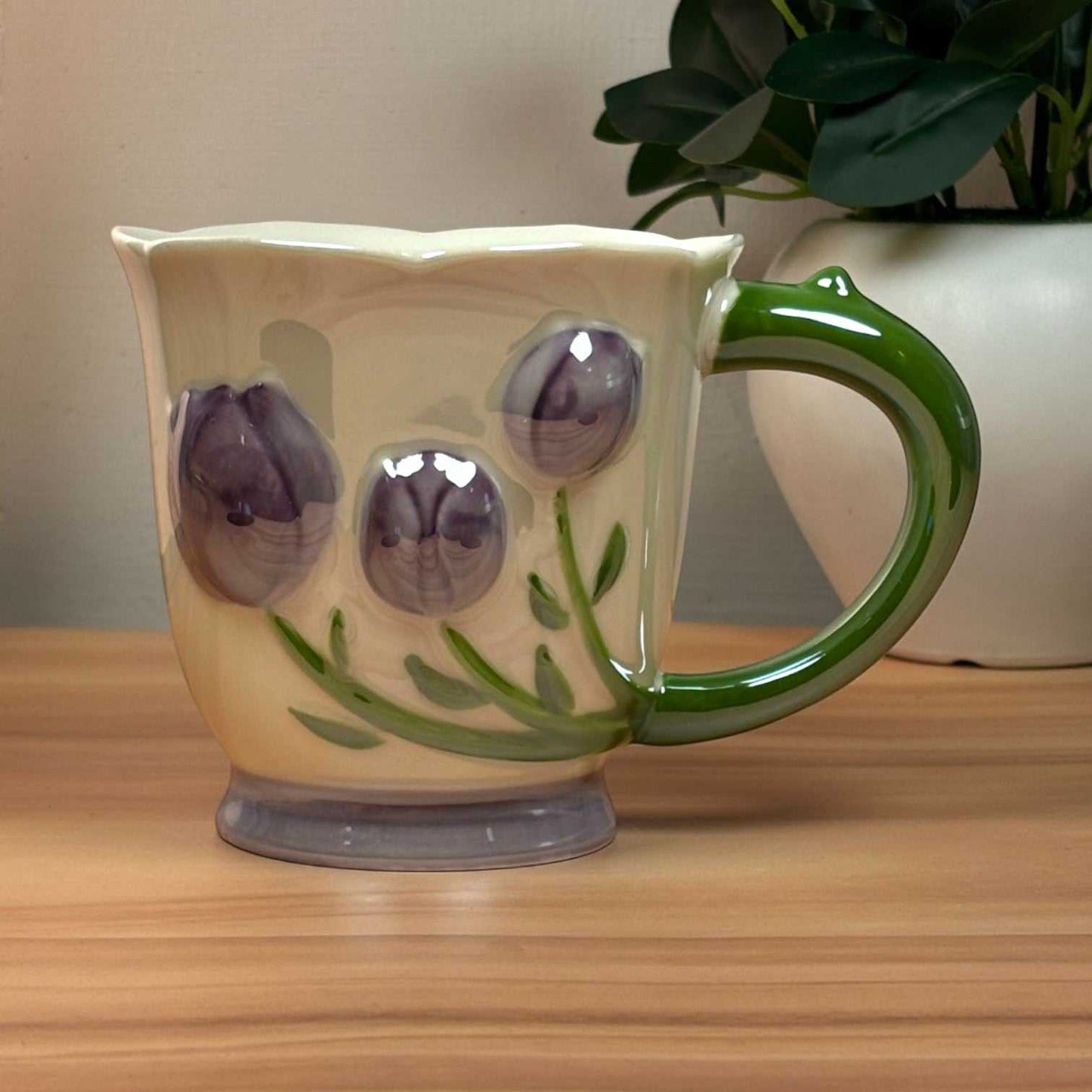 Tulip Buds Ceramic Mug - Violet
