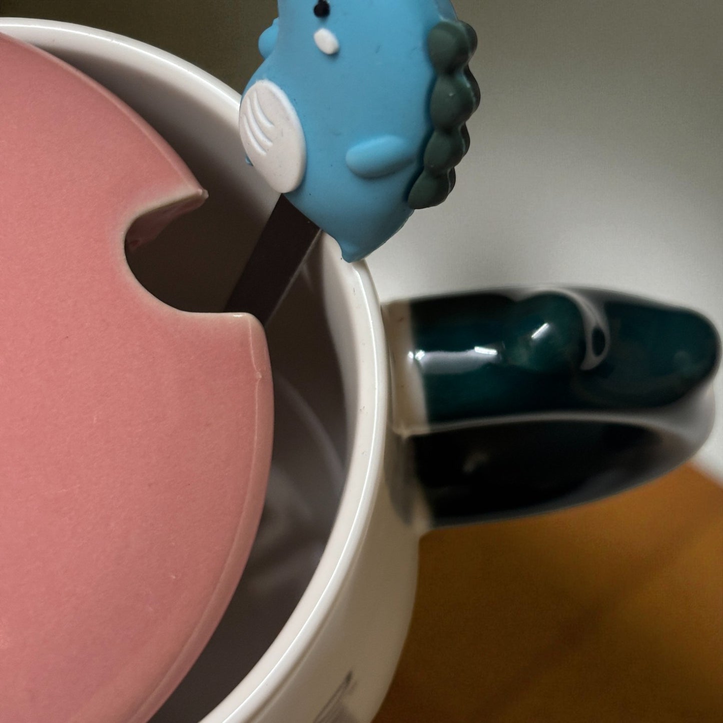 Dino Majesty Ceramic Mug (With Spoon and Lid)