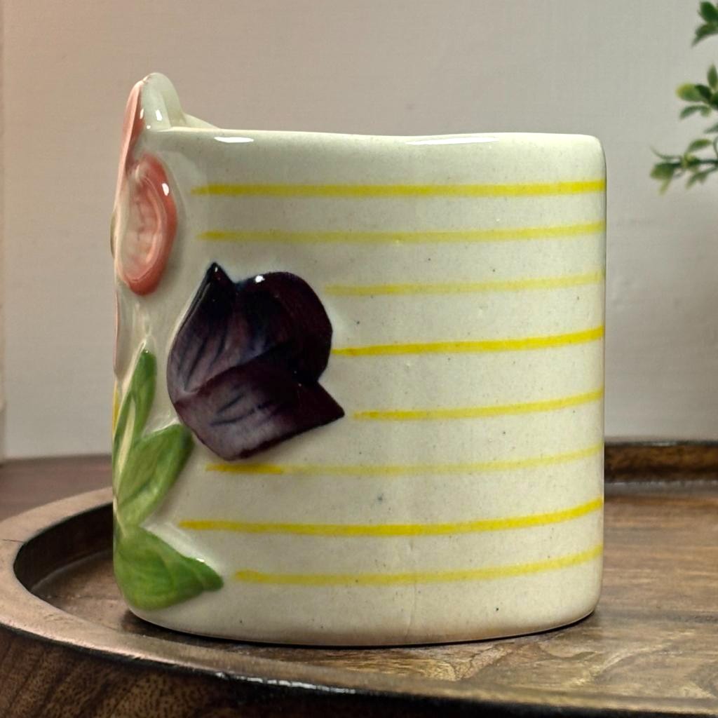 Sculpted Bloom Ceramic Cup - Pink